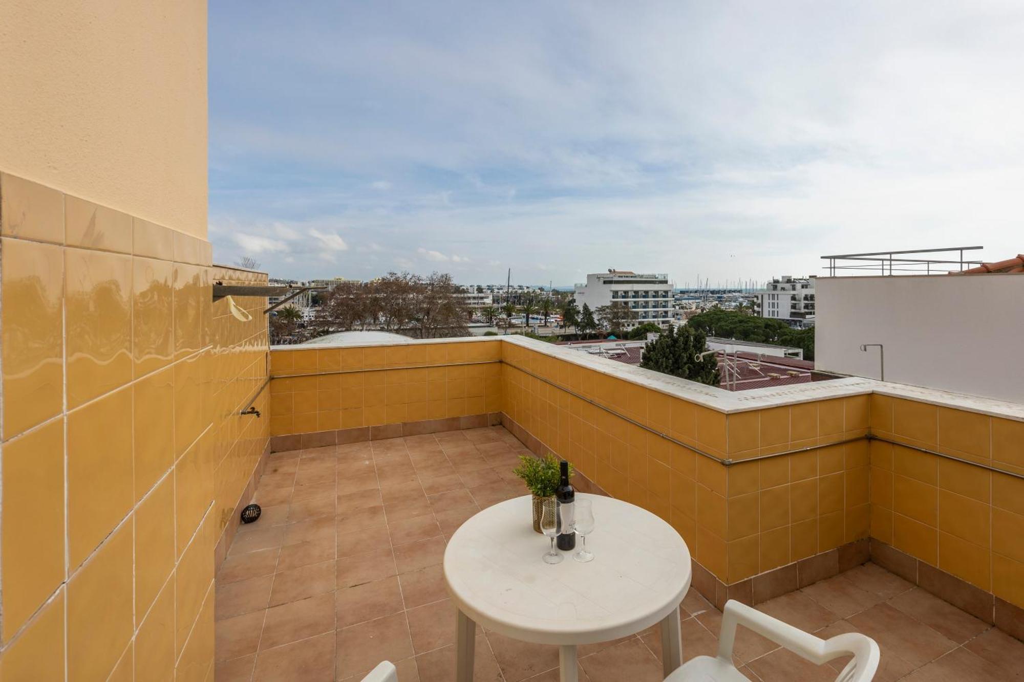 Apartamentos Mira Rio Lagos Exterior photo