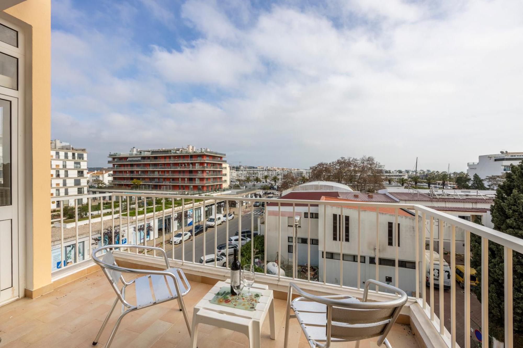 Apartamentos Mira Rio Lagos Exterior photo